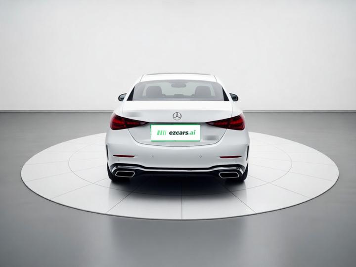 C-Class 2024 C 260 L photo 5