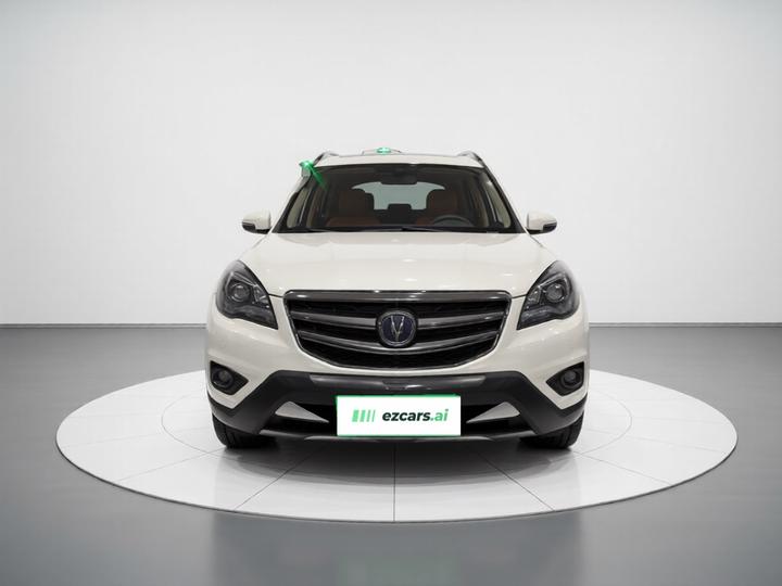 CS35 2017 1.5T MT Luxury Sport photo 2