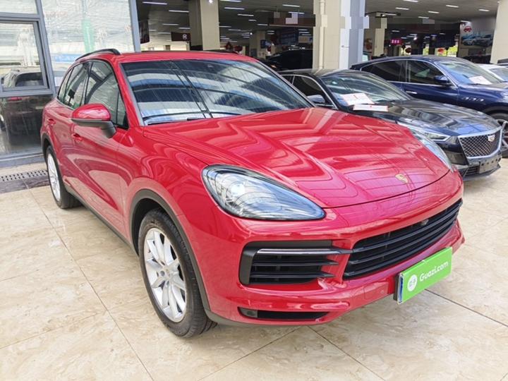 2019 Cayenne 3.0T photo 3