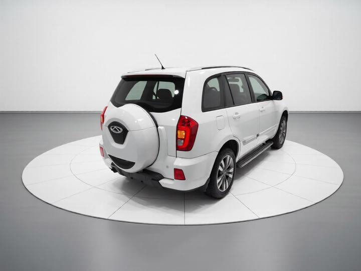 Tiggo 3 2016 1.6L MT photo 4