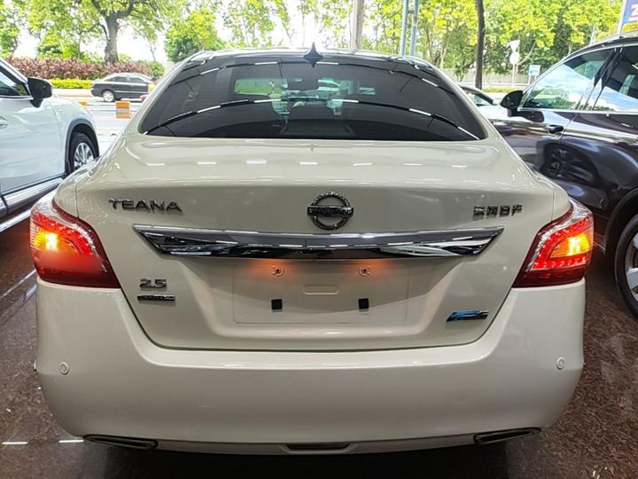 Teana 2014 2.5L XV-VIP photo 5