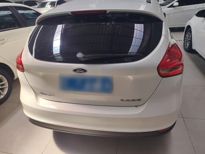 Focus 2017 Hatchback 1.6L AT Comfort photo 3