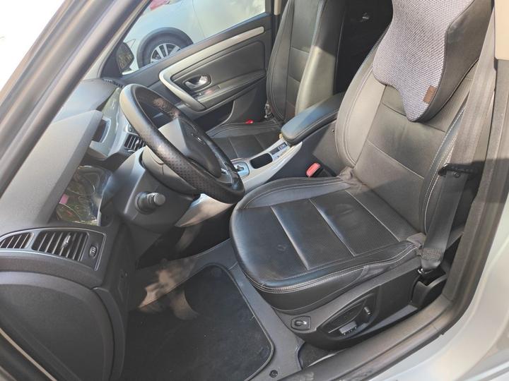 2011 2.0T Comfort photo 7