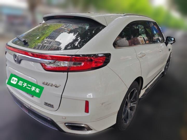 UR-V 2017 370TURBO RWD Premium China V photo 5