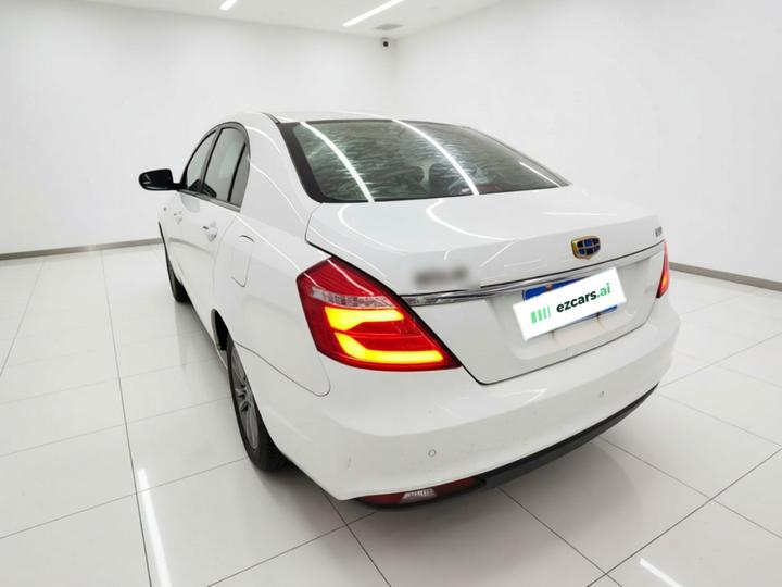 Emgrand 2017 Sedan 1.5L MT photo 4