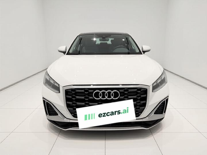 Q2L 2023 35TFSI Progressive Dynamic photo 2