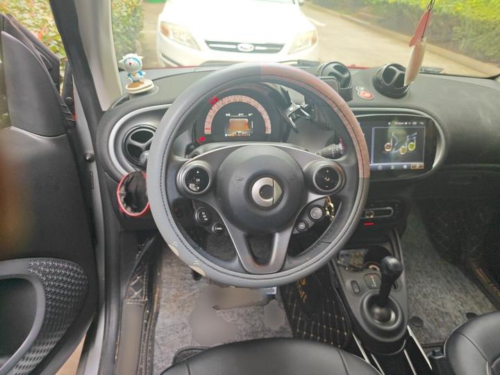 fortwo 2018 1.0L 52 Coupe China V photo 8