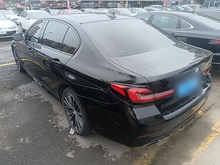 5 Series 2022 Facelift 530Li Leading M Sport Package photo 4