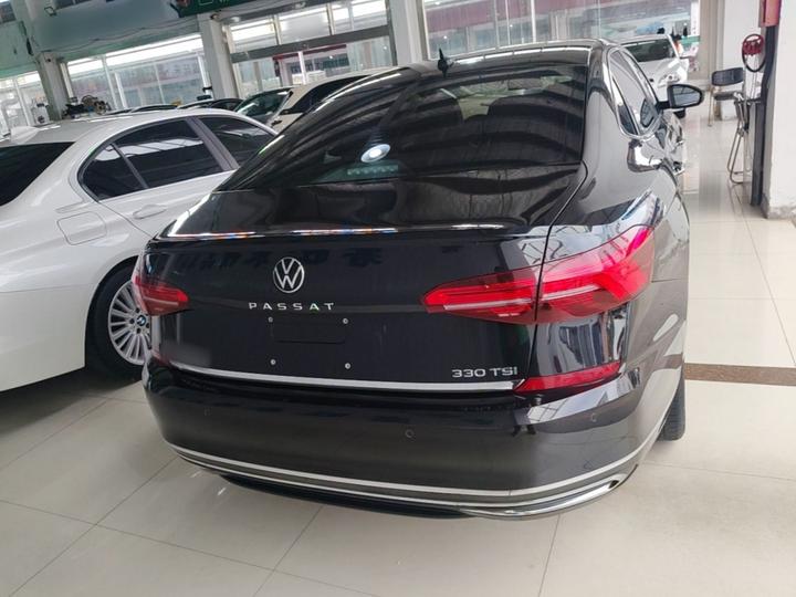 Passat 2021 330TSI Luxury photo 3