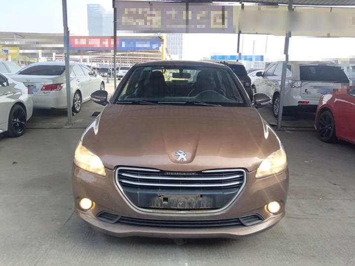 301 2014 1.6L MT Comfort photo 2