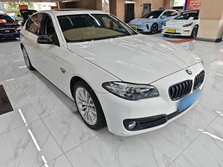 5 Series 2014 525Li Luxury Design Package photo 3