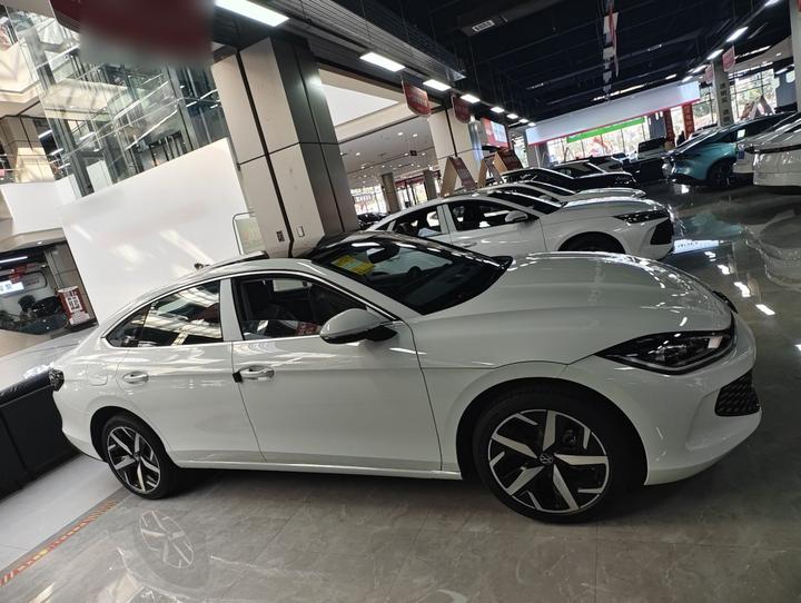 2025 Lamando L 280TSI DSGPLUS photo 4