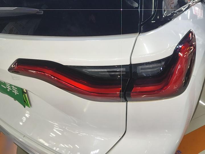 ES8 2022 100kWh 7-Seater photo 7