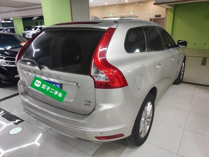 XC60 2017 T5 AWD photo 4