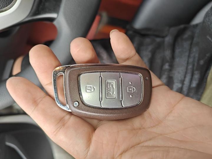 Elantra 2016 1.6L AT Smart Elite photo 8