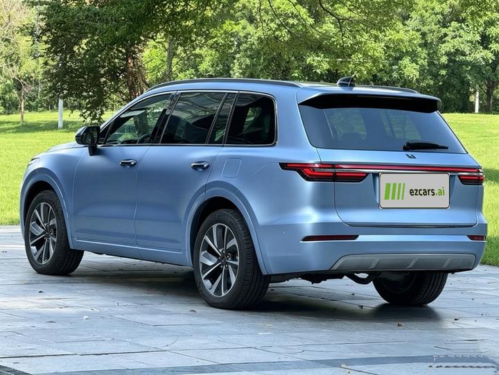 Li Auto ONE 2021 EREV 6-Seater photo 3