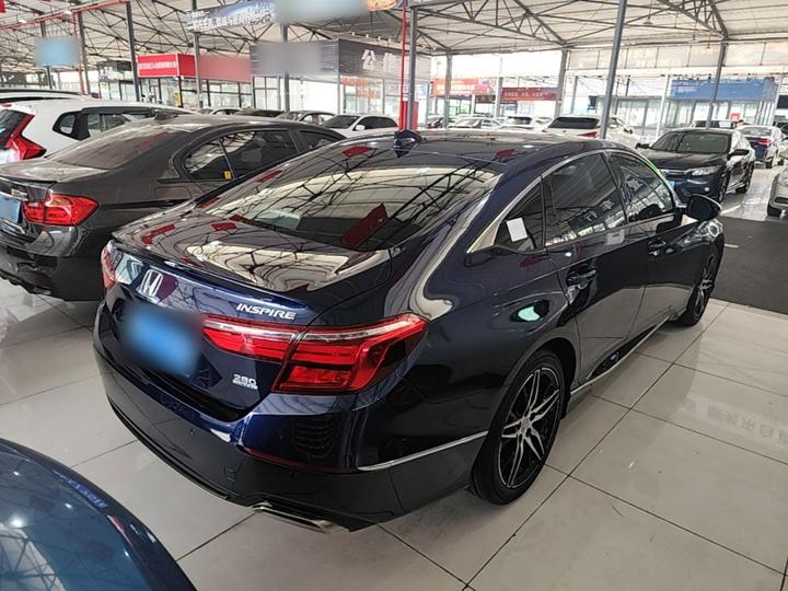 2022 260TURBO photo 4