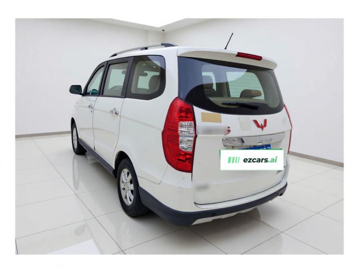 Wuling Hongguang 2014 1.5L S Luxury photo 4