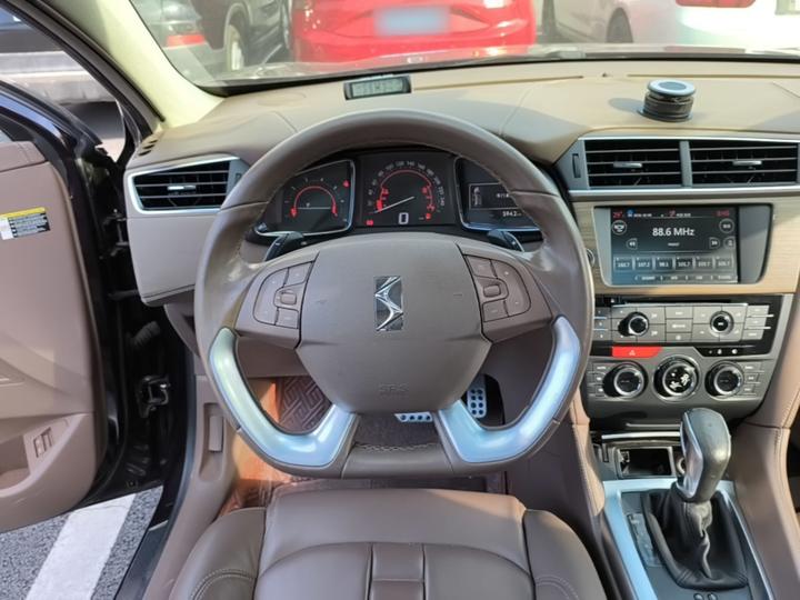 6 2014 1.6T Exclusive THP200 photo 6