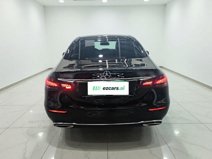E-Class 2023 Facelift E 260 L photo 3