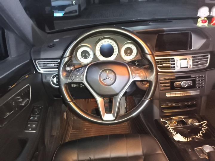 E-Class 2015 E 200 L Sport photo 3