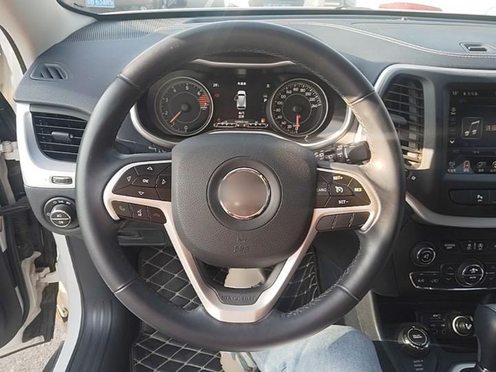 Cherokee 2016 2.4L Smart photo 6
