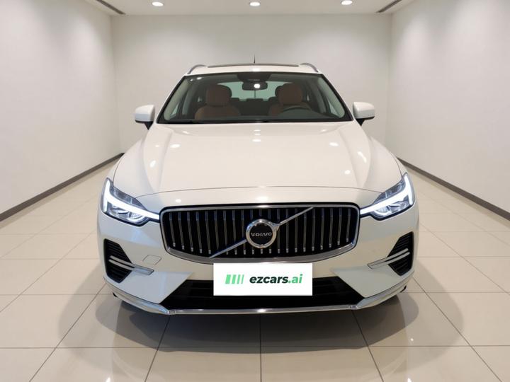 XC60 2022 B5 AWD Luxury photo 2