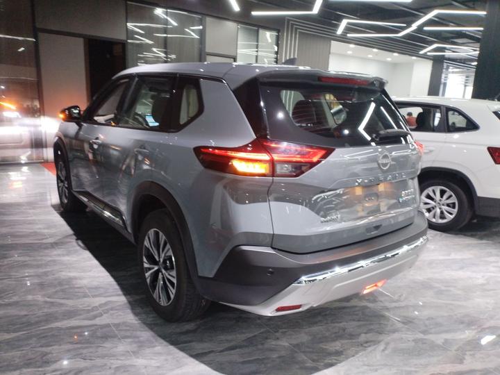 X-Trail 2023 e-POWER AWD Luxury photo 4