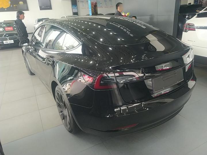 Model 3 2022 RWD photo 4