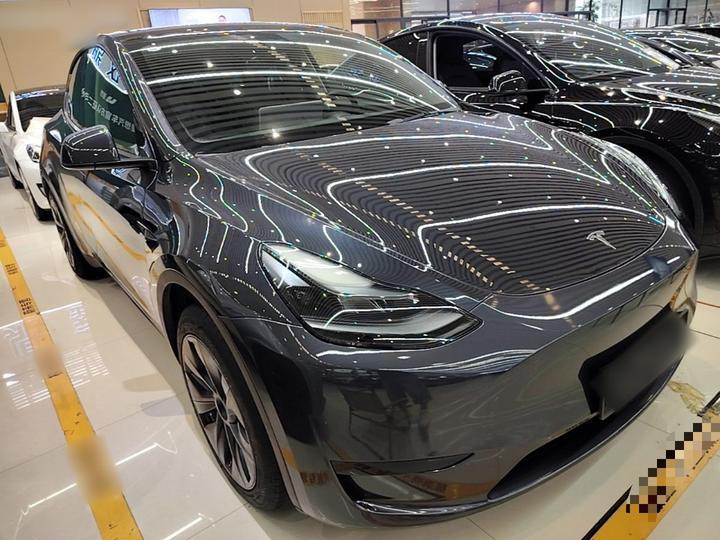 Model Y 2024 RWD photo 3