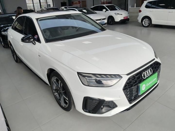 A4L 2022 40 TFSI Luxury Dynamic photo 3