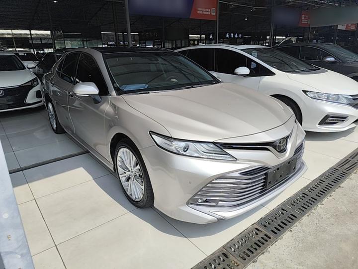Camry 2019 2.5G Luxury China VI photo 3