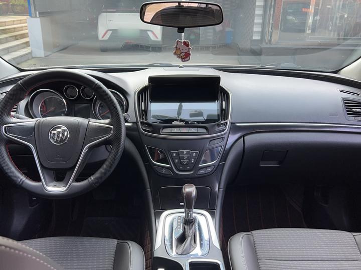 Regal 2015 1.6T Leading Tech photo 5