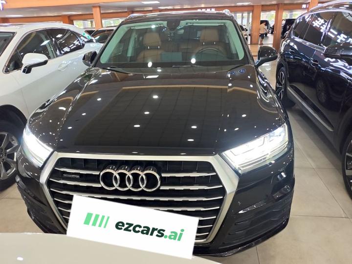 Q7 2019 55 TFSI Tech photo 2