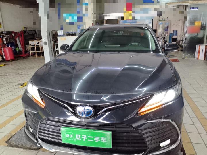 Camry 2023 Hybrid 2.5HG Luxury photo 2