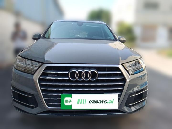 Q7 2018 40 TFSI Comfort photo 2