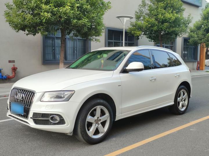 Q5 2017 Plus 40 TFSI Progressive