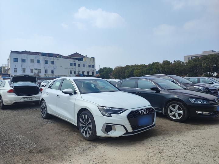 A3 2021 Sportback 35 TFSI Progressive photo 3