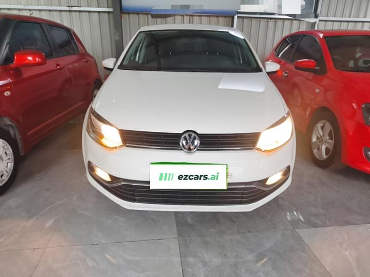 Polo 2014 1.4L AT Comfort photo 2
