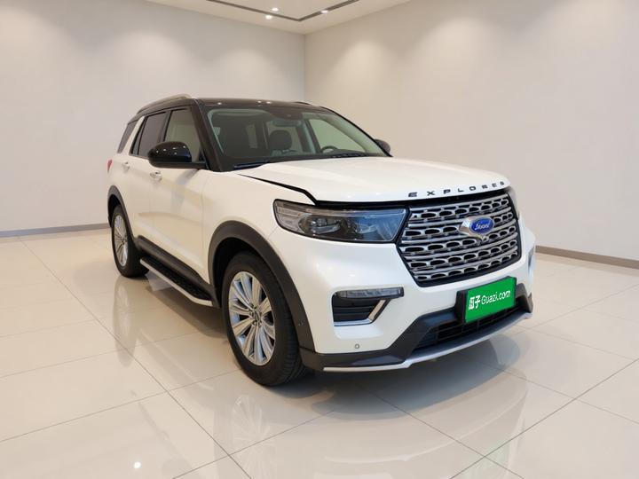 Explorer 2020 EcoBoost 285 AWD Titanium 6-Seater photo 3