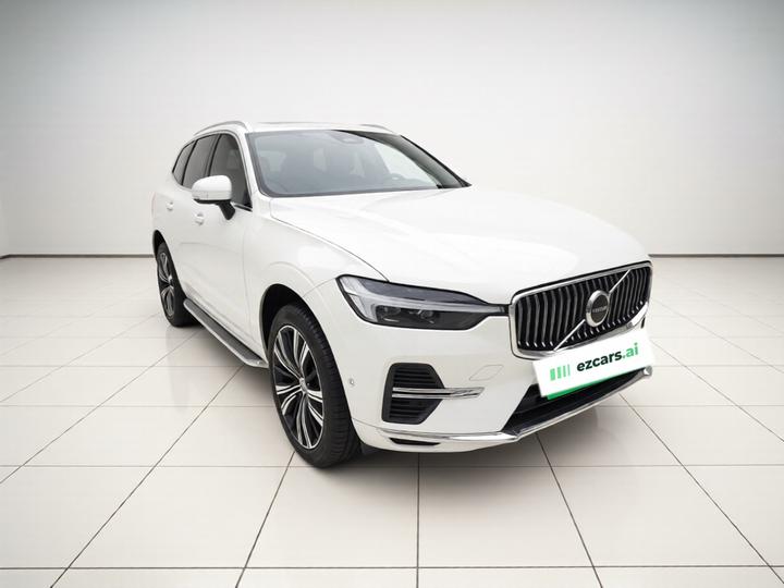 XC60 EV 2022 T8 PHEV AWD Luxury photo 3
