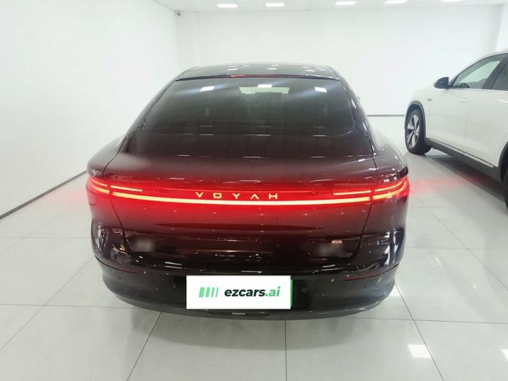 Voyah Passion L 2026 AWD Ultra photo 5