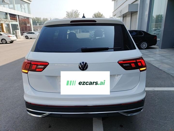 Tiguan L 2022 330TSI AT RWD Smart photo 5