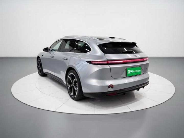ET5T 2025 75kWh Touring photo 4