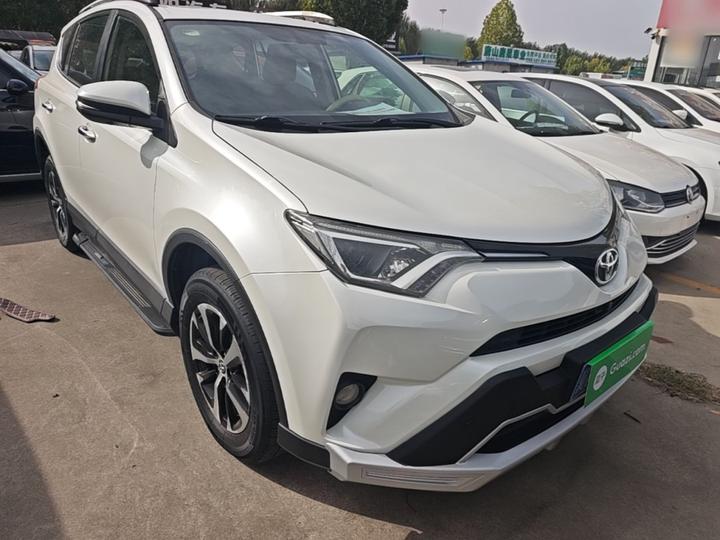 RAV4 2016 2.0L CVT RWD Comfort China V photo 3
