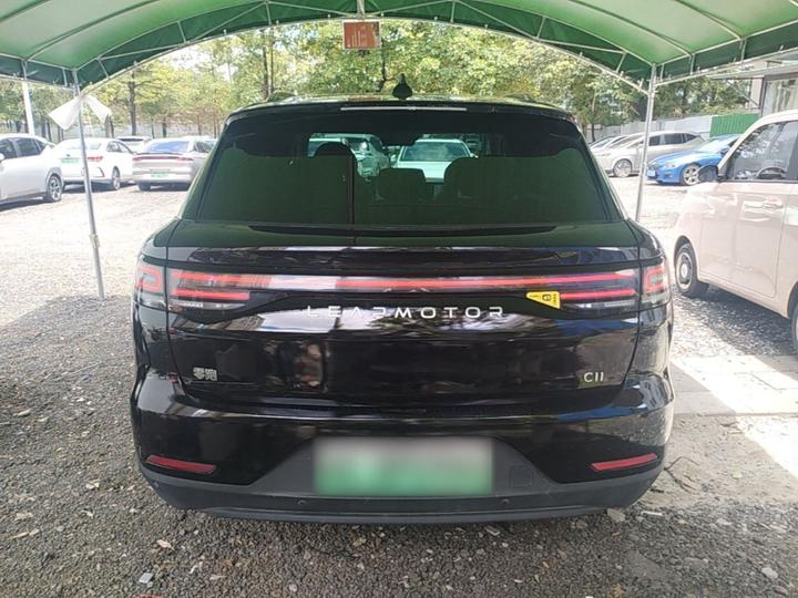 Leapmotor C11 2024 EV 580 Exclusive photo 3