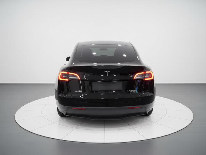 Model Y 2022 Facelift RWD photo 5