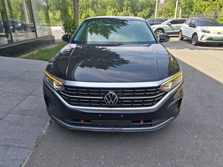 Passat 2024 380TSI Luxury photo 2