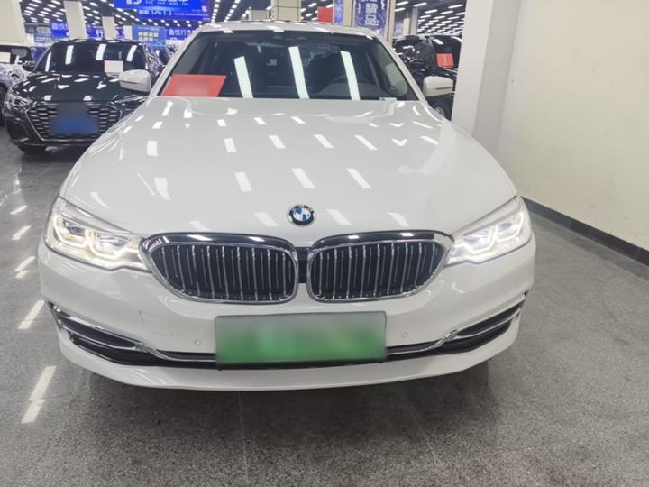 5 Series EV 2020 Upgraded 530Le Luxury photo 2