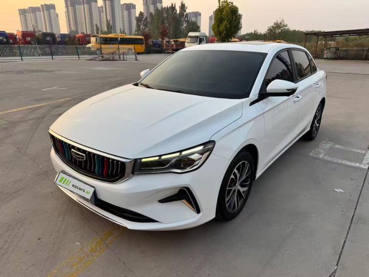 Emgrand 2022 4 1.5L MT Luxury